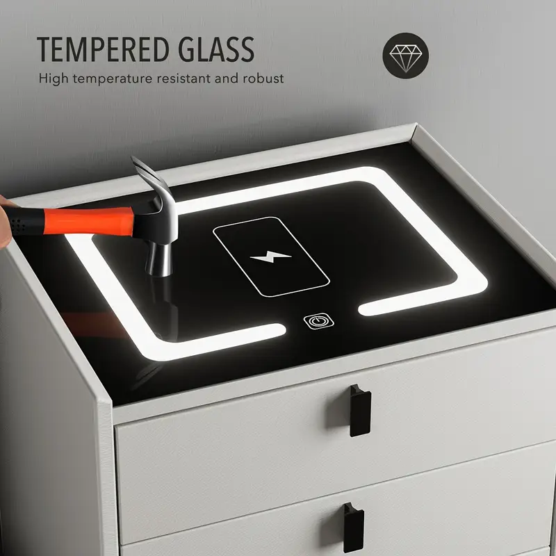 Comodino moderno con ricarica wireless e USB